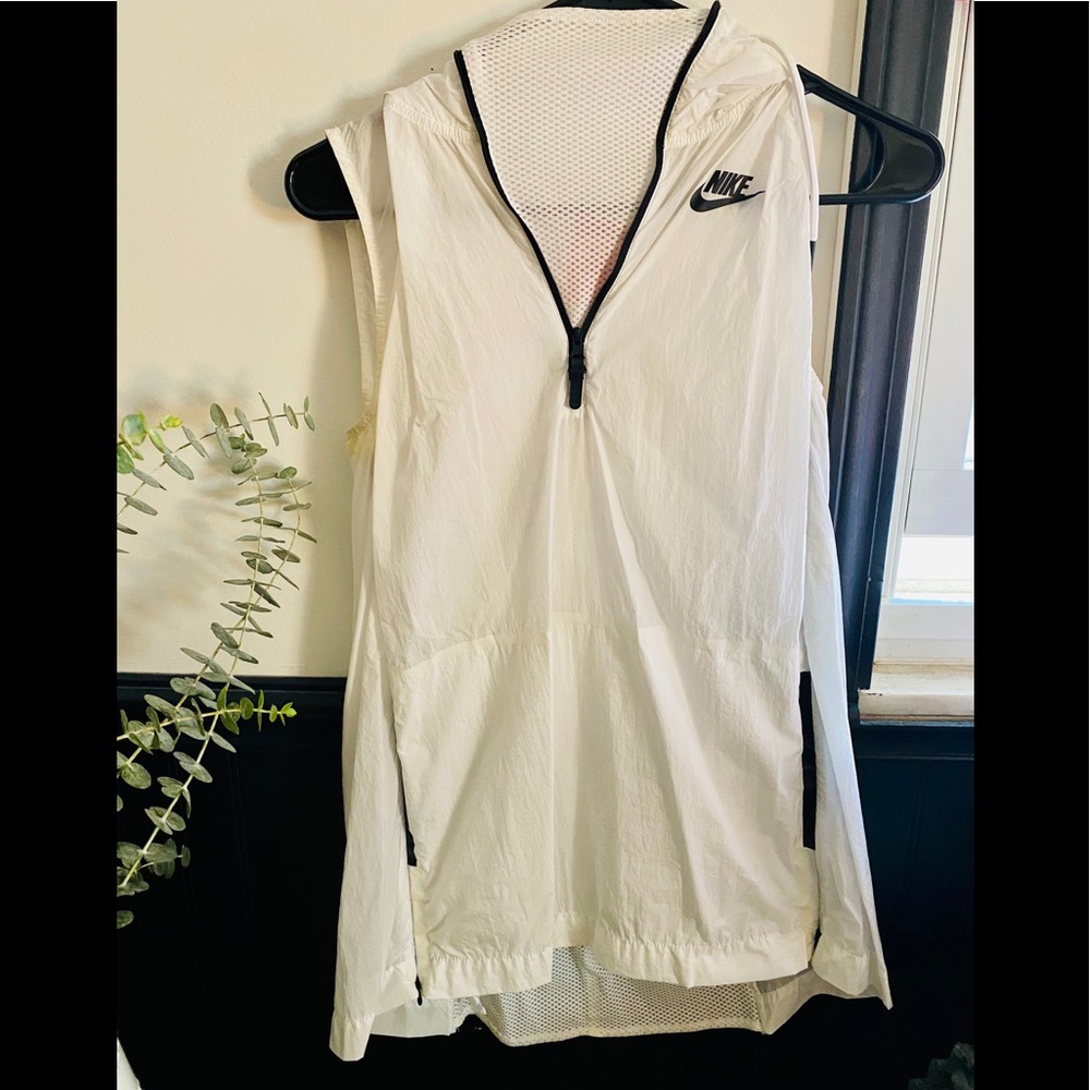 Long Nike tank